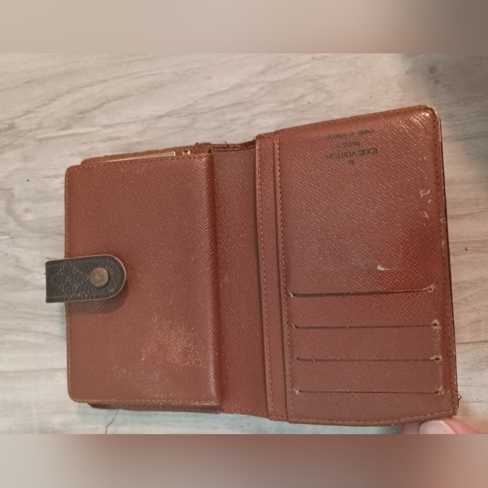 Authentic LOUIS VUITTON Vienois Wallet Kiss Lock Brown - Picture 12 of 16